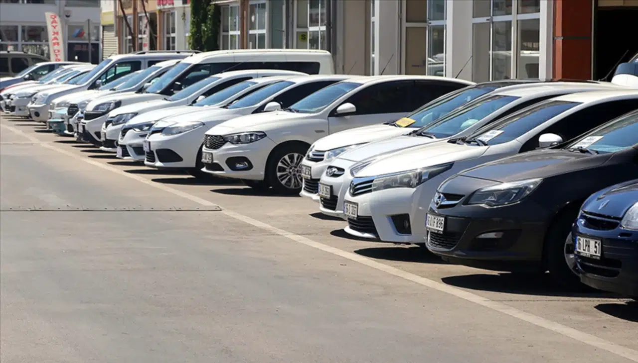 İkinci El Oto Pazarında Durgunluk: Sıfır Kilometrede Rekor Kırılıyor!