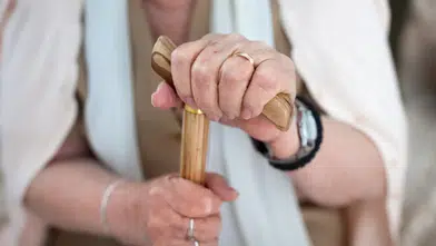 Uzun Süreli Bakım Sigortası ile Bakım Giderleri Artık Sorun Olmayacak!
