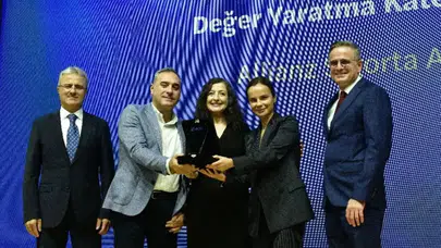 Allianz Türkiye’nin 2024 Entegre Raporu, İki Ödül Birden Kazanarak Başarılarına Bir Yenisini Ekledi