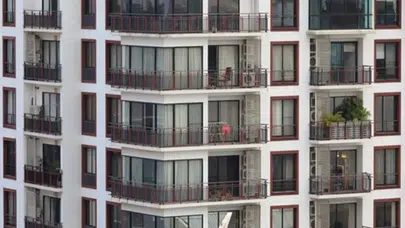 "Banka Şubelerinden TOKİ Hak Sahiplerine Zorunlu Sigorta Uygulaması"