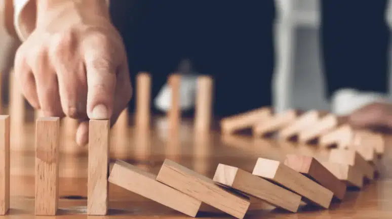 Küresel Risk Araştırması: Türkiye'de Döviz Kuru ve Rekabet Öne Çıkıyor